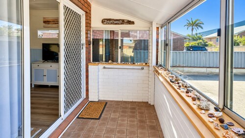 Driftwood Apartment Bunbury