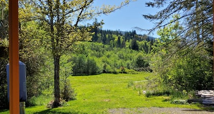 Peaceful, Cozy place in the woods. A short distance to everything good outdoors.