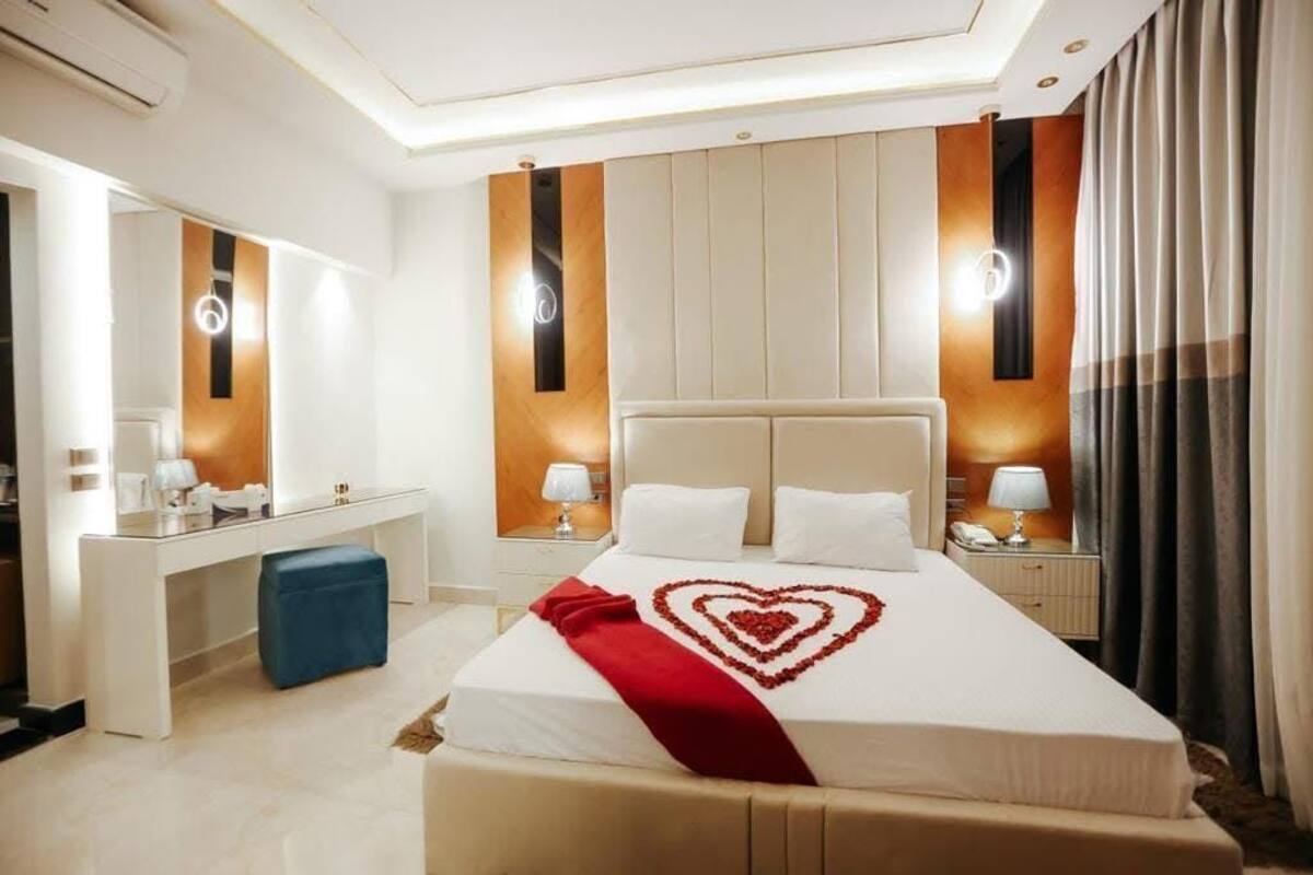 Suite Garden View | 이집트산 면 시트, 고급 침구, 오리/거위털 이불, 메모리폼 침대