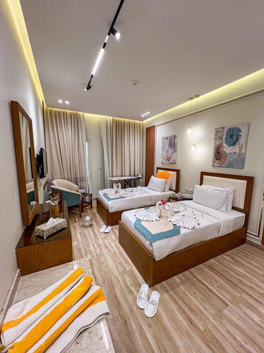 Double Room With Garden View | 이집트산 면 시트, 고급 침구, 오리/거위털 이불, 메모리폼 침대