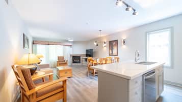 Apartment | Living area