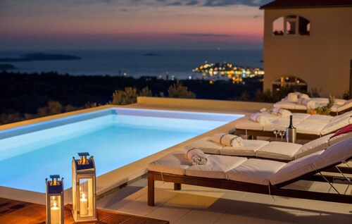 Superbe maison à Primosten avec WiFi