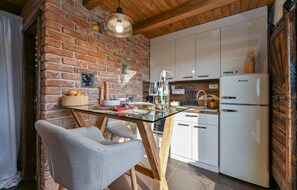 Fridge, microwave, dishwasher, coffee/tea maker