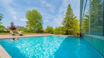 Indoor pool, outdoor pool
