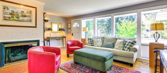 2 Mi to Dtwn Greensboro: Centrally Located Home