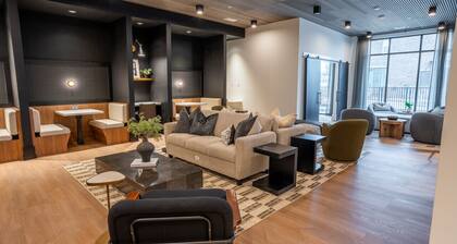 Modern, New Apt | Pool | Long Stays