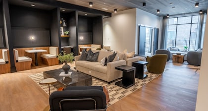 Modern, New Apt | Pool | Long Stays