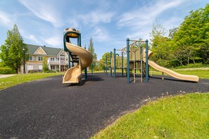 Children’s play area – outdoor