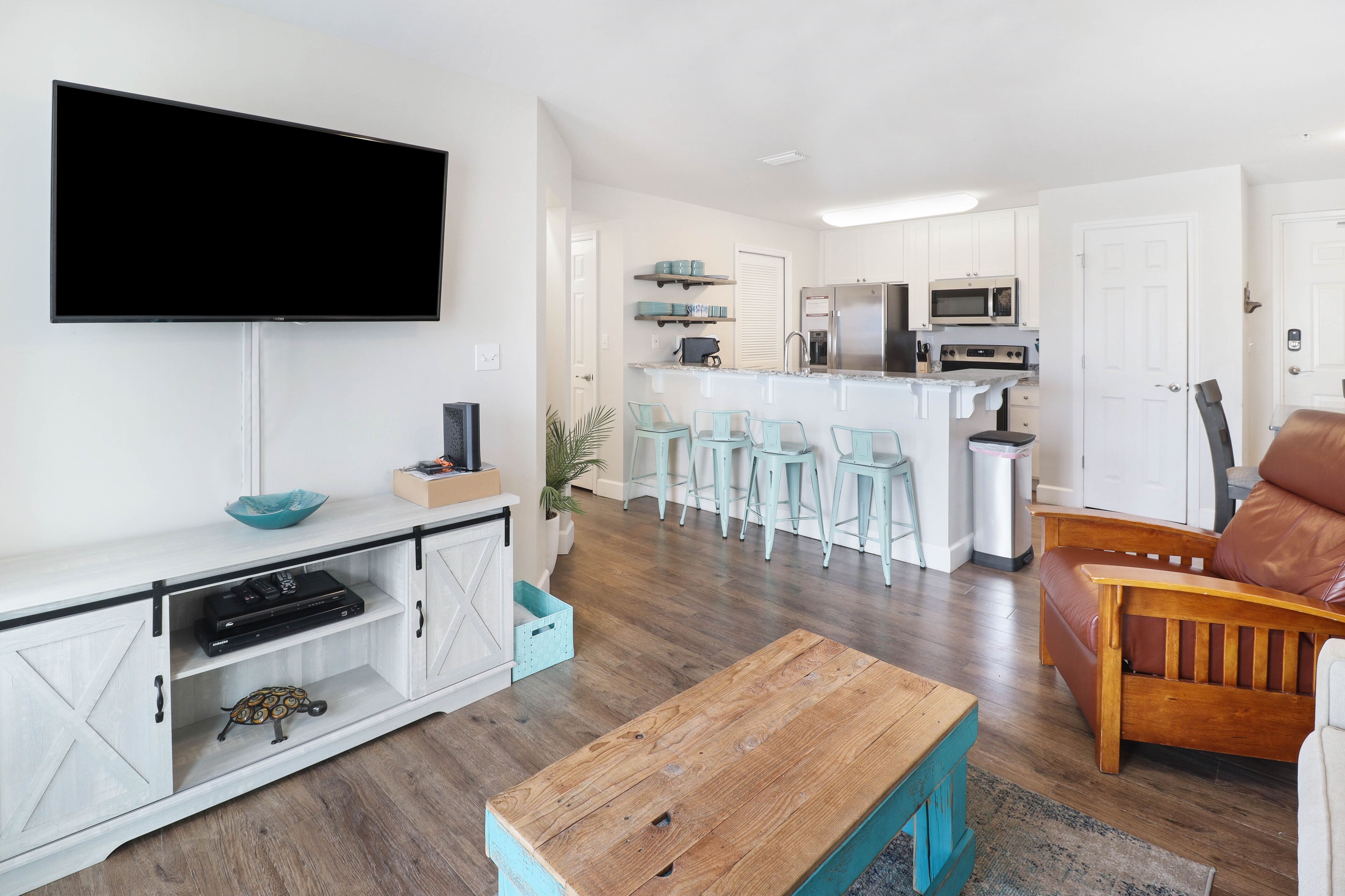 Smart TV, DVD player