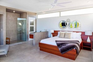 Villa | 3 bedrooms, premium bedding, memory foam beds, in-room safe - Luxury 3bdr Villa with Private Pool, Oceanview and Hotel Amenities v4 (Providenciales)