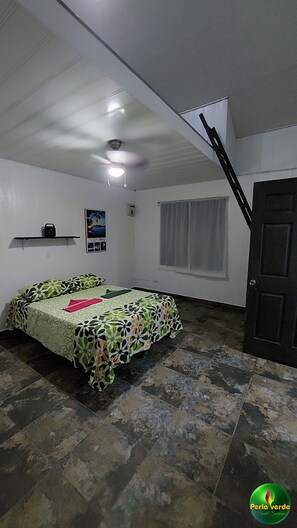 Comfort Bungalow | Individually decorated, individually furnished, soundproofing, free WiFi - Perla verde hostel y tours en la zona (La Virgen)