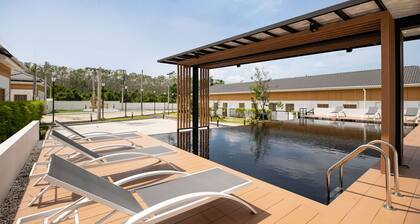 Japanese Style Villa Sunrise Garden B190