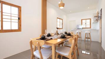 Design Villa | In-room dining