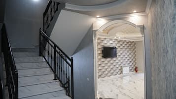 TV layar datar dan printer