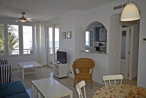 TV - Anacasa Medina Molins les Marines AP2201 (Denia)