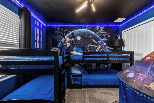 4 Schlafzimmer, Bügeleisen/Bügelbrett, Reisekinderbett, kostenloses WLAN