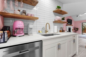 Fridge, microwave, oven, stovetop - Modern Pink House with Hot Tub, Mini Golf, Game Room + Crazy Bunk Bed! (Mission)