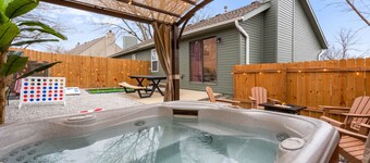 Modern Pink House with Hot Tub, Mini Golf, Game Room + Crazy Bunk Bed!