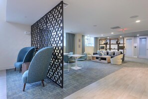 Interior - Ideal Waltham 2BR w/ Gym & W/D, near Restaurants, by Blueground (Waltham)