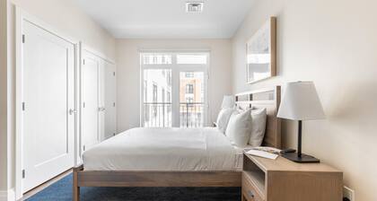 Marvelous Newton Studio w/ W/D, nr Dining & Shopping, by Blueground