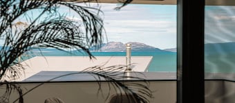 The White House - Freycinet Holiday Houses
