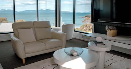 The White House - Freycinet Holiday Houses