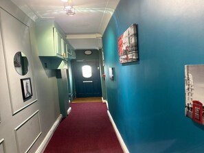 Interior - Apartment Sleeps 2 near Acton Park (London)