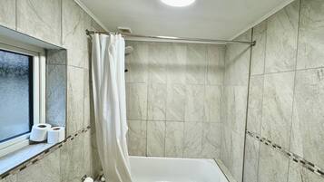 Shower, towels