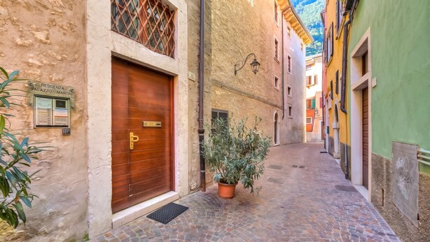 Exterior detail - Casa Alpino 10, Riva del Garda, Italy (Riva del Garda)