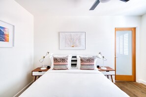 3 bedrooms, iron/ironing board, WiFi, bed sheets - Roomy Marina Del Rey 3BR, nr Beach, Shops & Canals, by Blueground (Los Angeles)