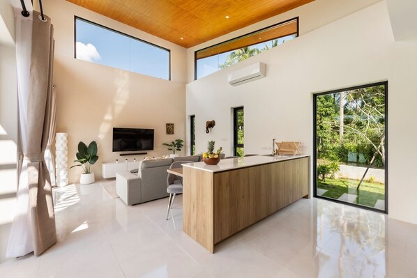 Living area - Sereniwood2 (Koh Samui)