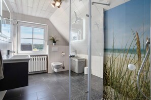 Een douche, een haardroger