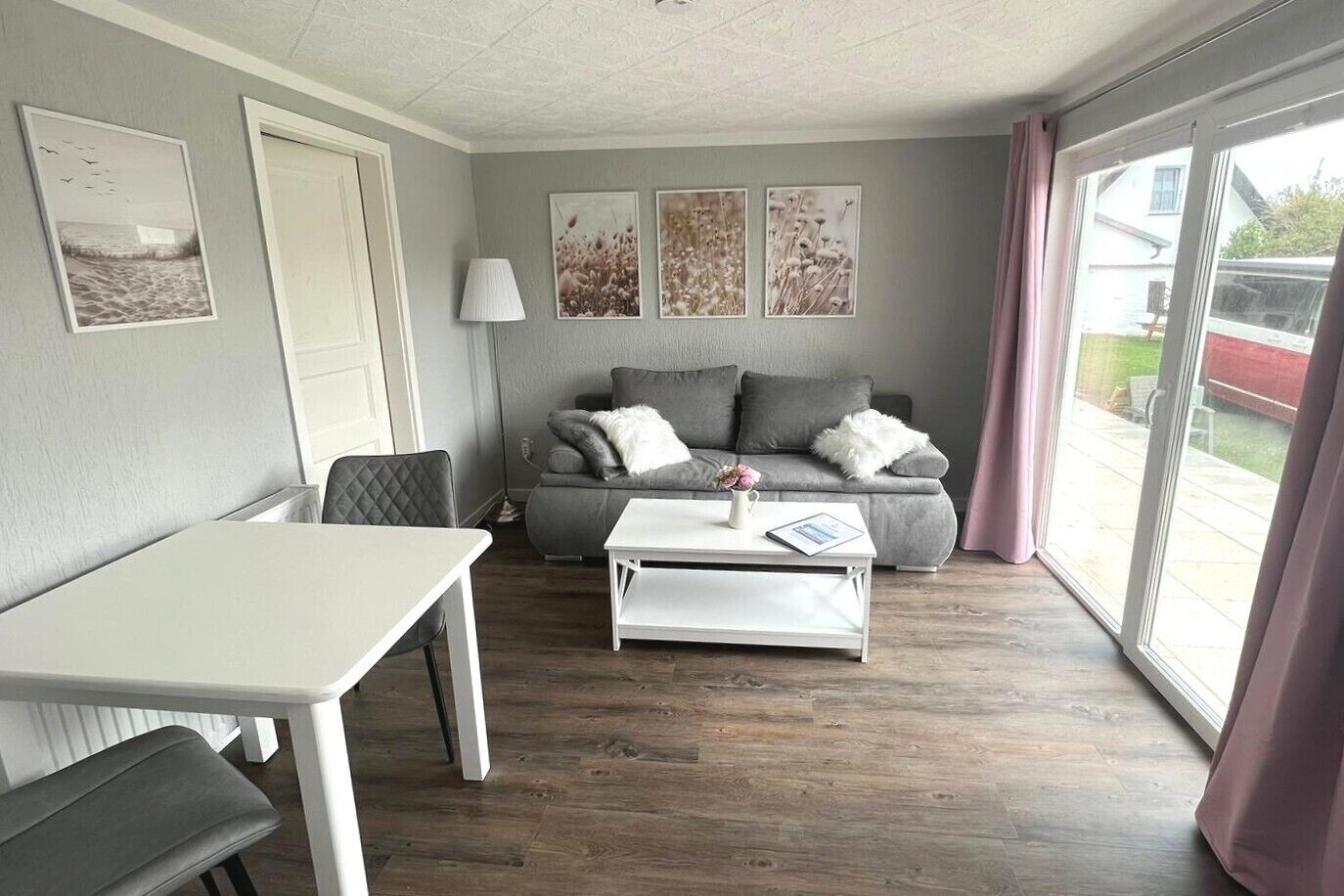 Télévision, table de tennis de table