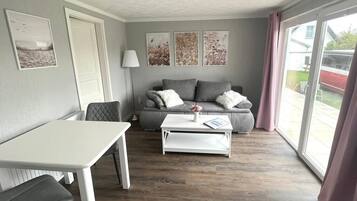 Télévision, table de tennis de table