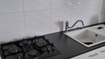 Fridge, microwave, stovetop, electric kettle