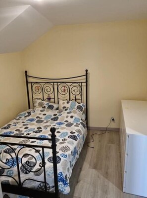 1 chambre, Wi-Fi, draps fournis