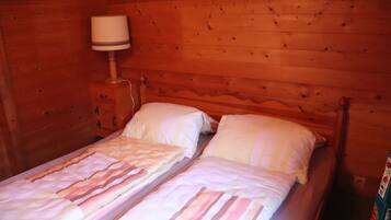 3 Schlafzimmer, kostenloses WLAN, Bettwäsche