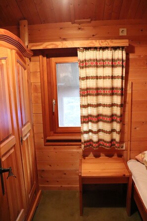 3 Schlafzimmer, kostenloses WLAN, Bettwäsche