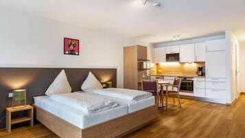 1 bedroom, iron/ironing board, free WiFi, bed sheets