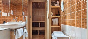 Haus Erna am Deister: Holiday Apartment with Sauna, Garden, Hut & EV Charging Station