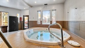 Interior - Stylish 2BD 5 Min to Ski Lift and Downtown (Breckenridge)