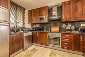 Fridge, microwave, oven, dishwasher