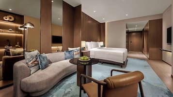 Premier King or Twin Room, Non Smoking | Hypo-allergenic bedding, down duvets, pillow-top beds, minibar