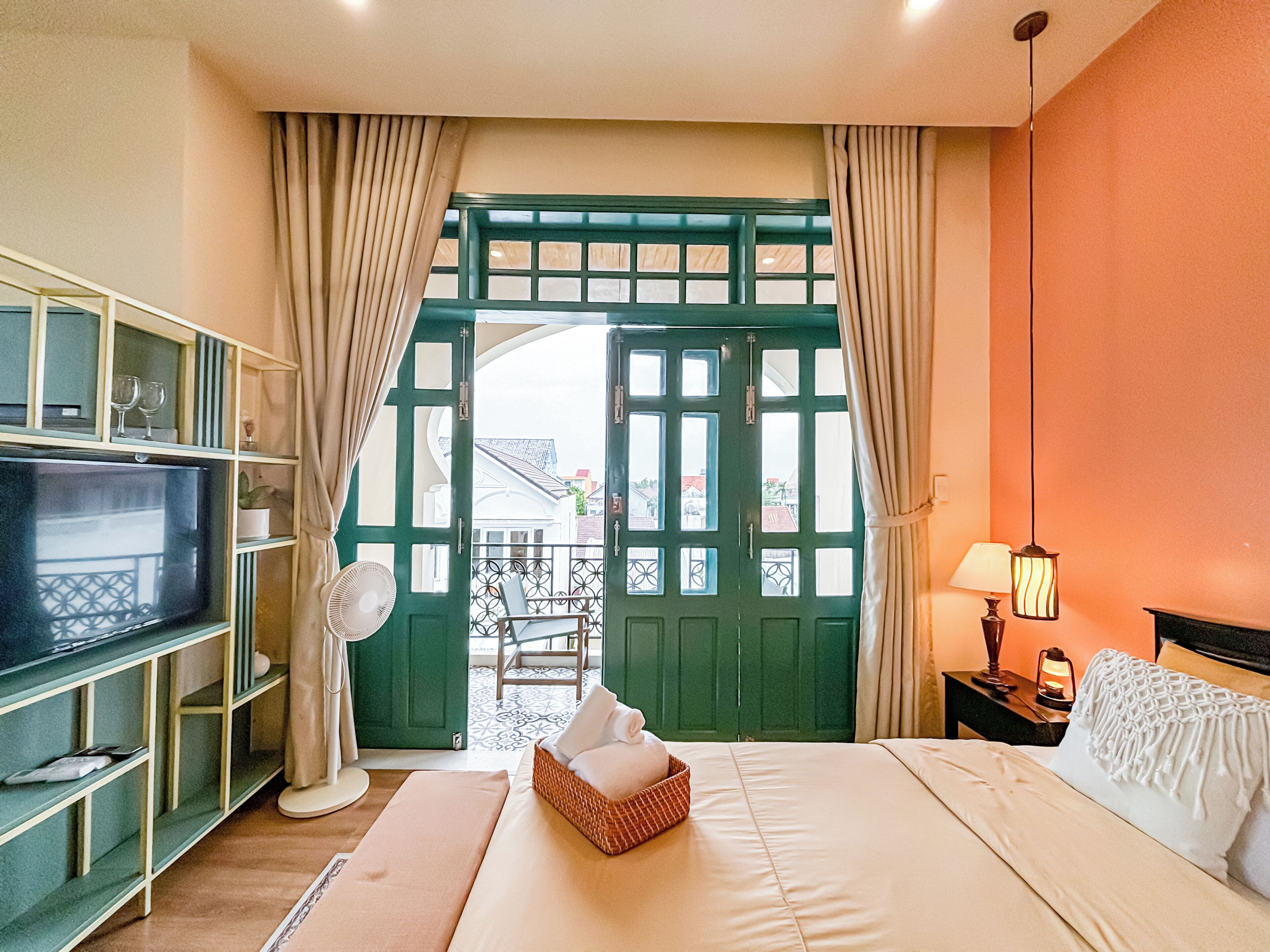 Signature Villa, Multiple Bedrooms, Pool Access, Garden View | Premium bedding, down comforters, memory foam beds, minibar