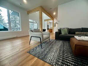 Fernseher, Kamin, Computerbildschirme