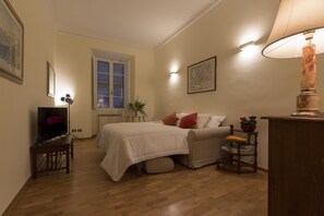 2 Schlafzimmer, Bügeleisen/Bügelbrett, Internetzugang, Bettwäsche