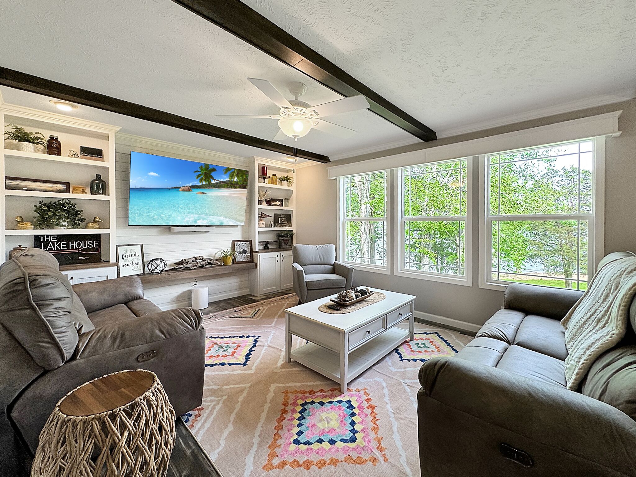 智能电视、立体声音响