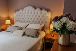 6 bedrooms - Villa Artemis - Paliokastro ,Crete (Paliokastron)