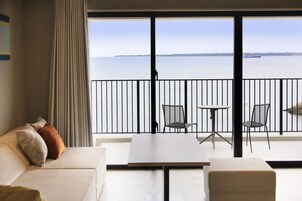Basic Room, Sea View | Desk, free WiFi, bed sheets