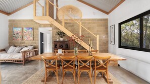 Dining - Red Rocks Mountain Retreat, Browns Mountain, Kangaroo Valley (Browns Mountain, Kangaroo Valley)